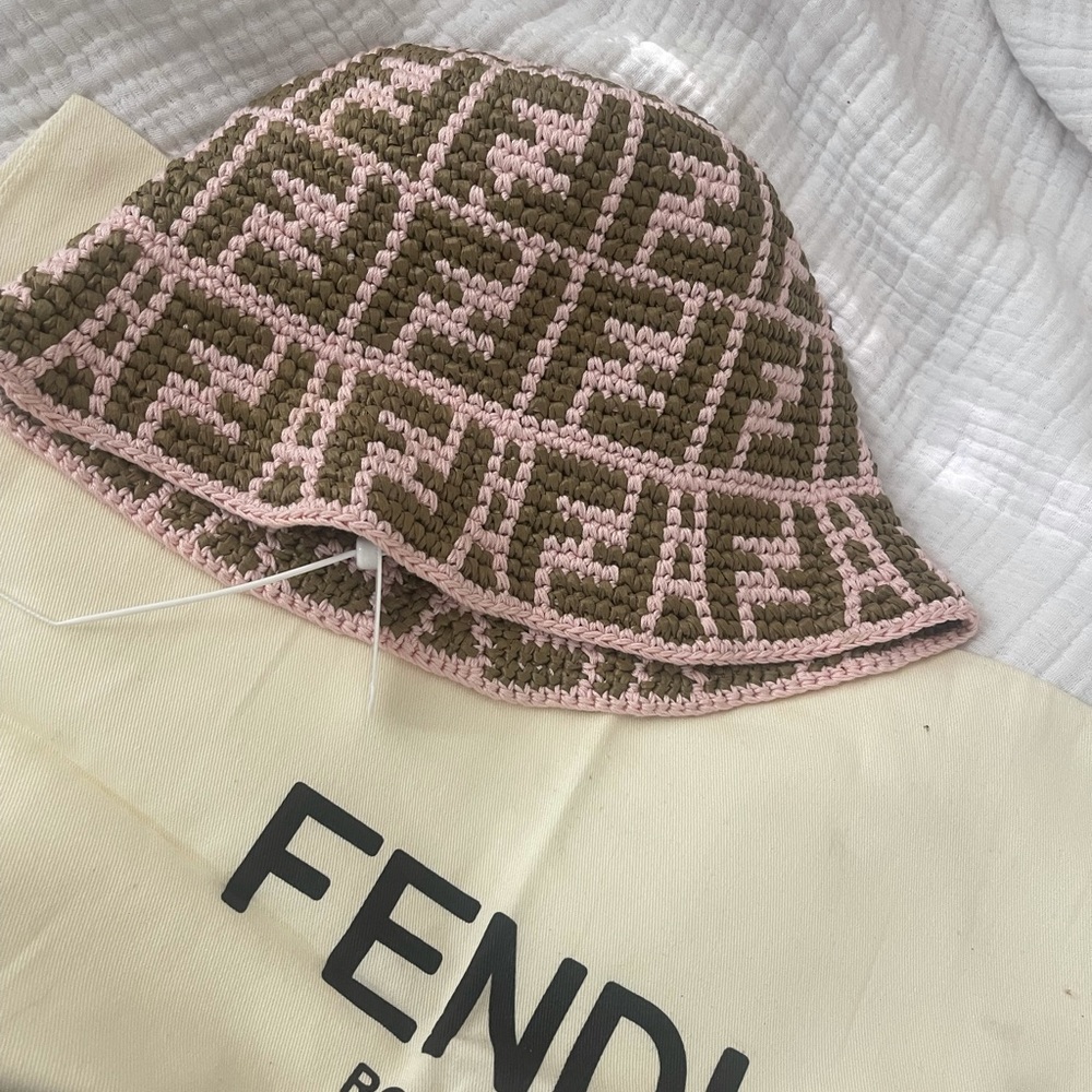 fendi bucket hat